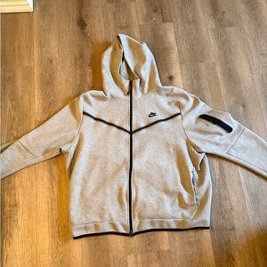 Nike Tech  Men's Gray Full-Zip Hoodie